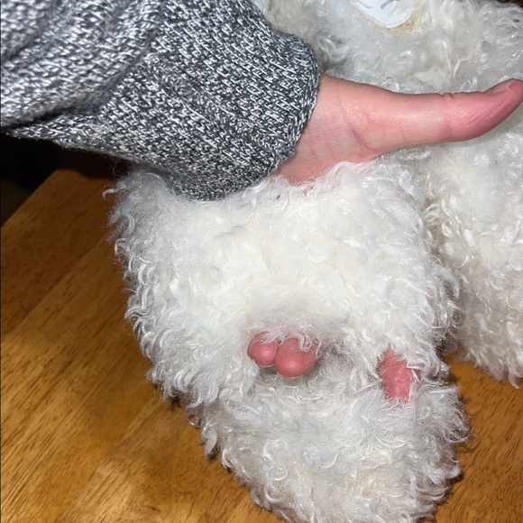 Lemon Drop by Privileged White Fuzzy Faux Fut Platform Heels Slippers 8.5 - Picture 4 of 9